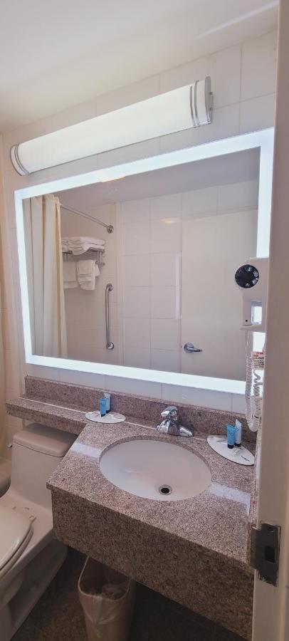 East New York Inn المظهر الخارجي الصورة