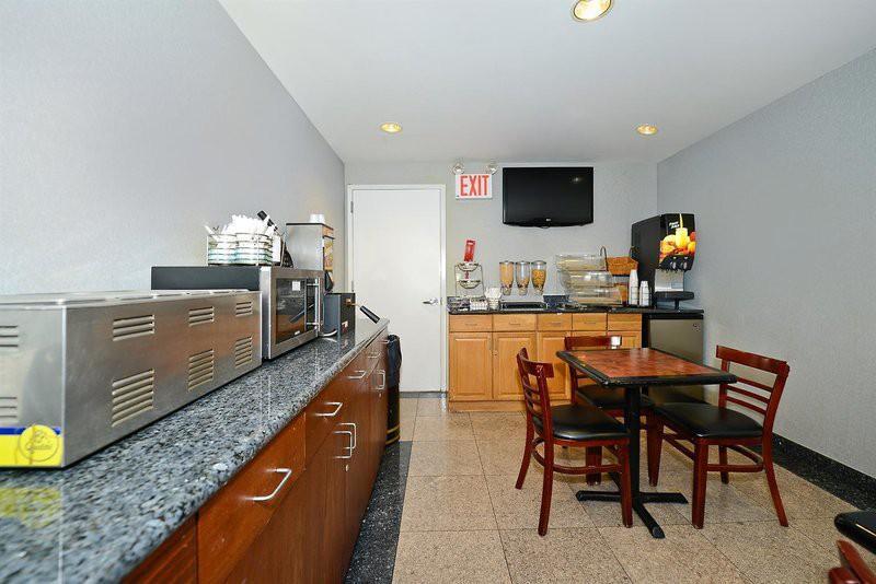 East New York Inn المظهر الخارجي الصورة